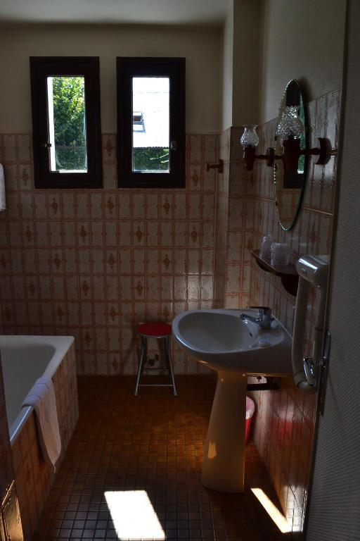 Hotel Restaurant Davat Brison-Saint-Innocent Room photo