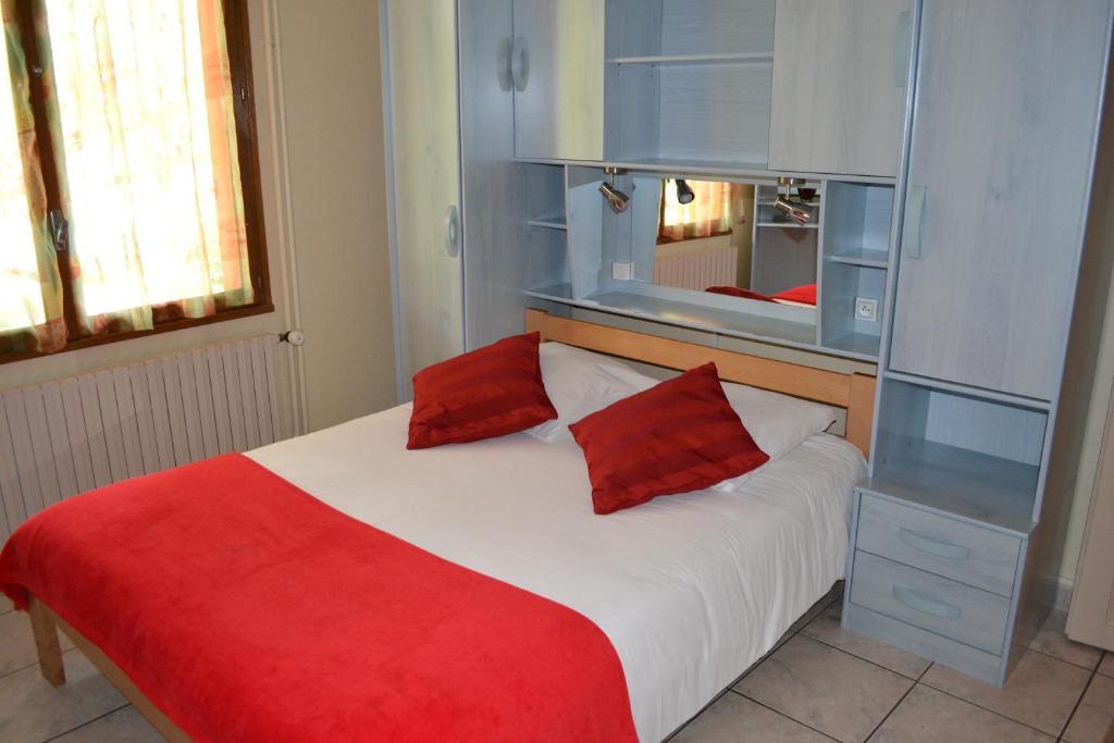 Hotel Restaurant Davat Brison-Saint-Innocent Room photo