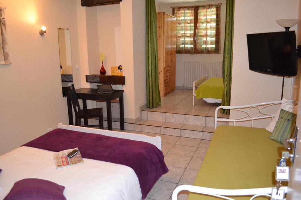 Hotel Restaurant Davat Brison-Saint-Innocent Room photo